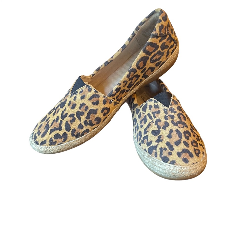 Collection by Clarks Espadrille Slip Ons Women’s 5.5 M